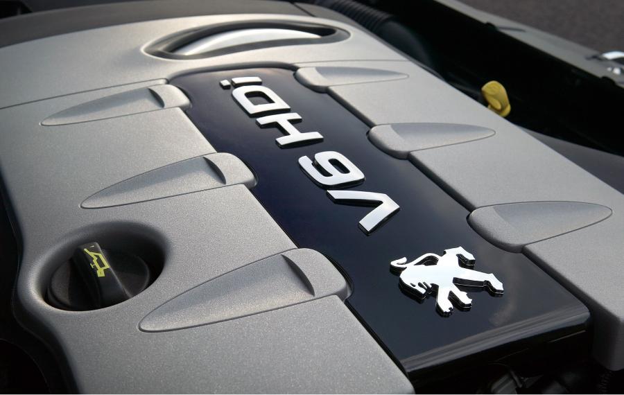  Peugeot 607 2004 года  (фото 2 из 26)